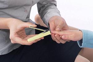 目立たない矯正で審美的に歯列矯正